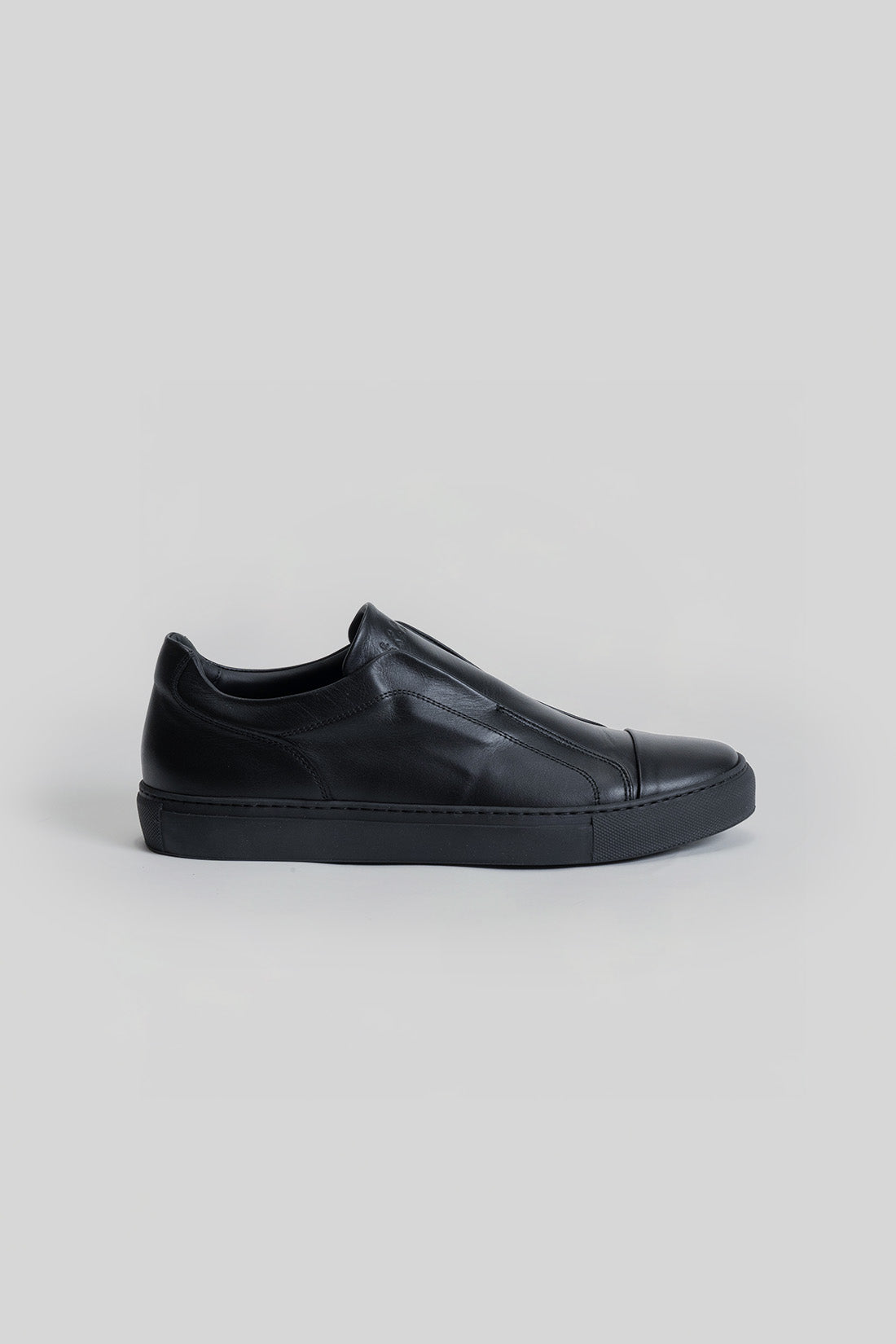 Delta Sneaker | Robert Barakett Best Price