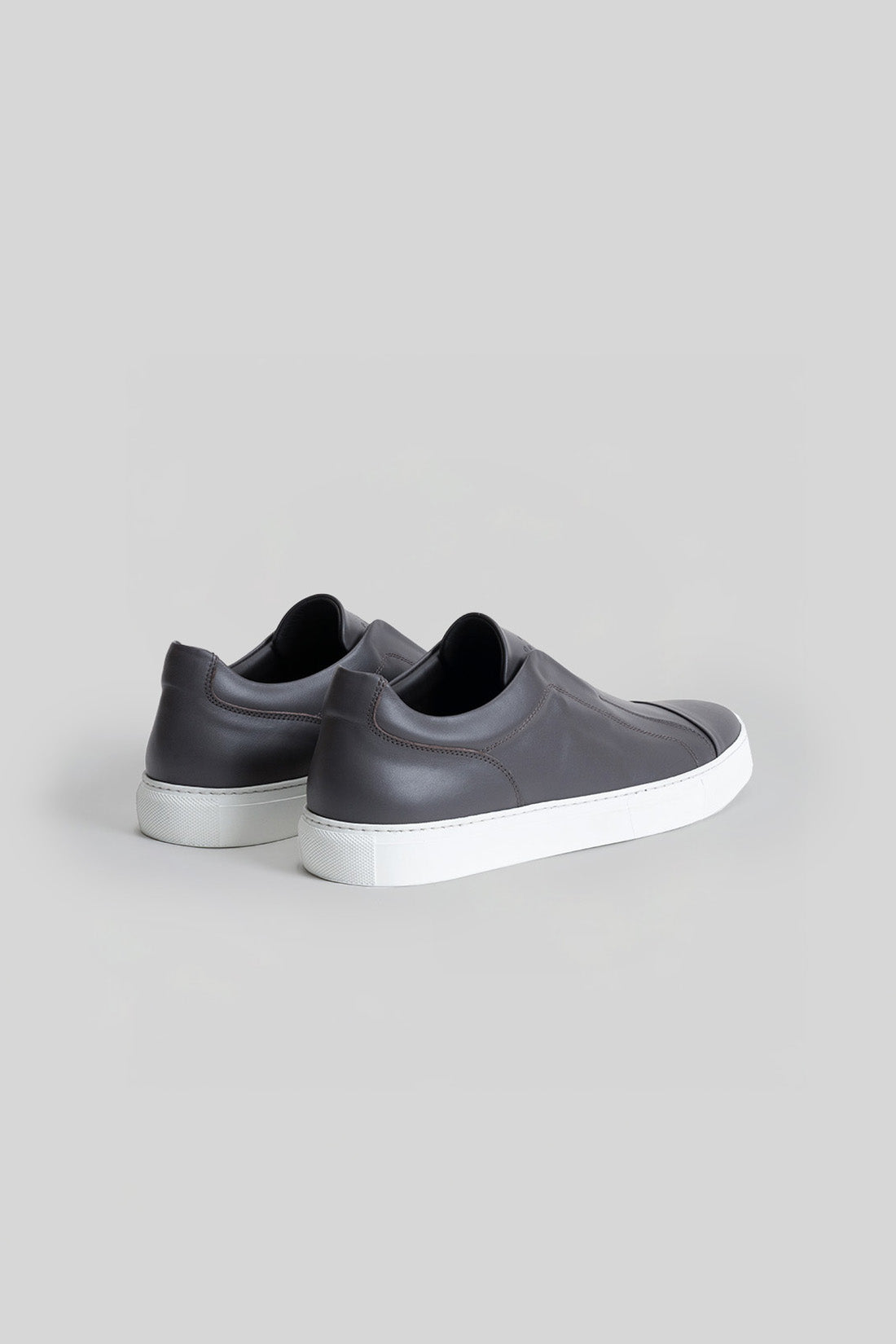 Delta Sneaker | Robert Barakett Best Seller